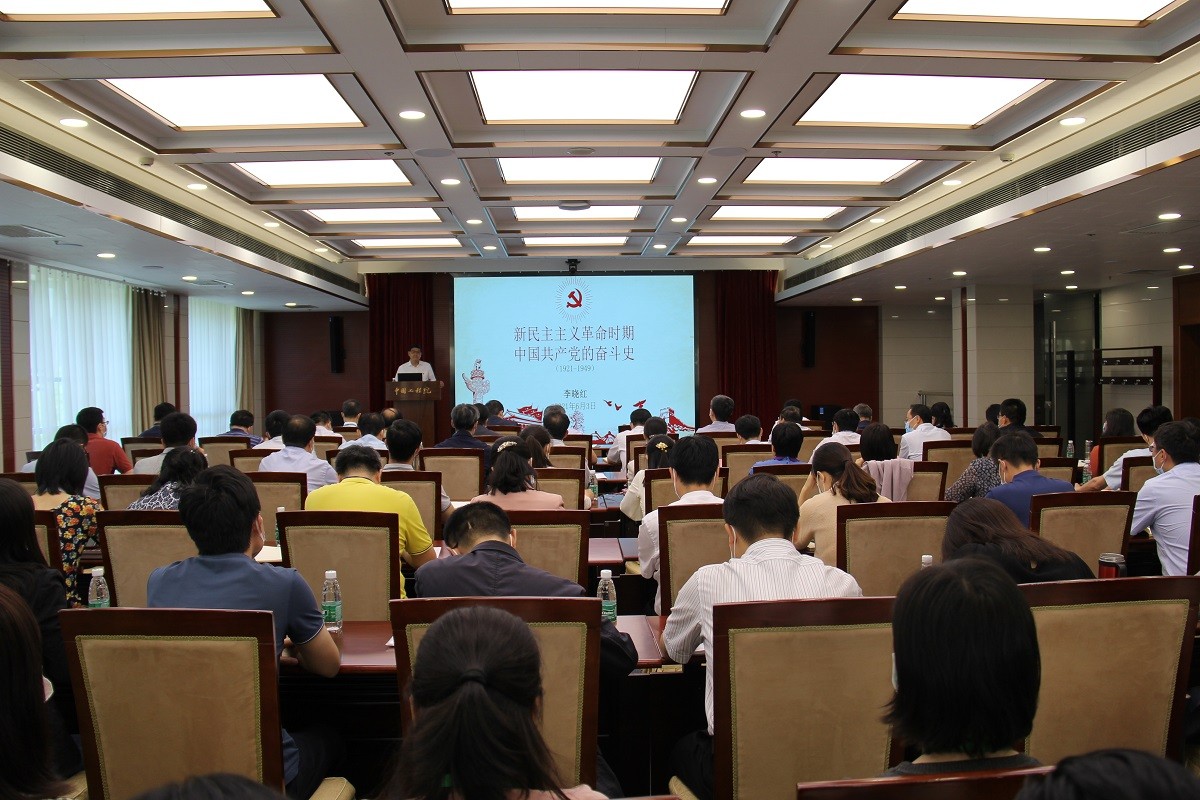 李院長講黨課.jpg