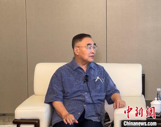 中國工程院院士張伯禮接受采訪。.jpg