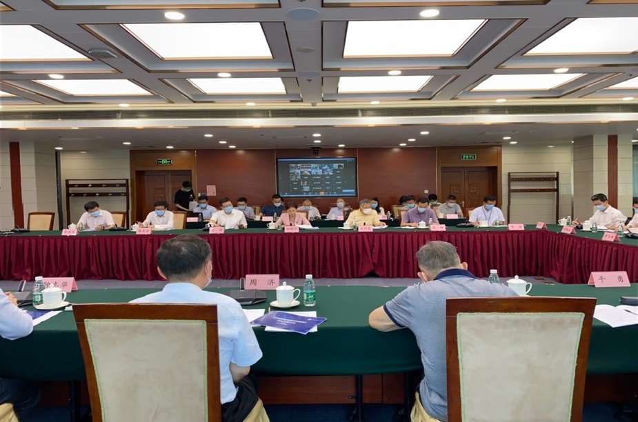 《產(chǎn)業(yè)基礎(chǔ)創(chuàng)新發(fā)展目錄》編制工作動員會在中國工程院召開2.jpg