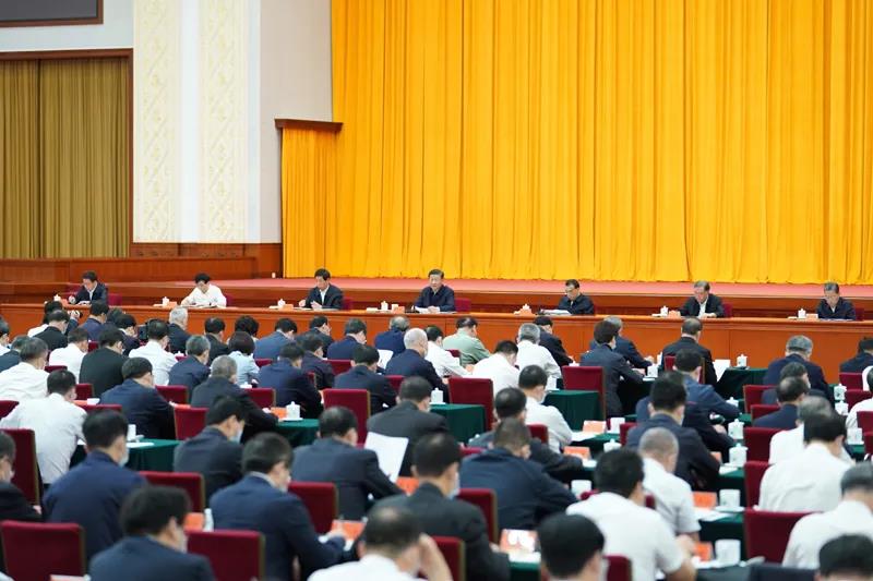 9月27日至28日，中央人才工作會議在北京召開。中共中央總書記、國家主席、中央軍委主席習近平出席會議并發(fā)表重要講話.jpg