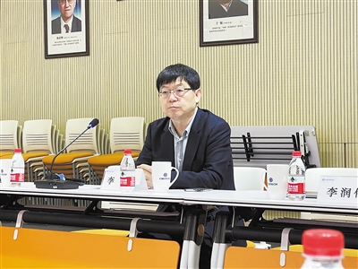 李衛(wèi) 中國(guó)工程院院士、中國(guó)鋼研 科技集團(tuán)副總工程師.jpg