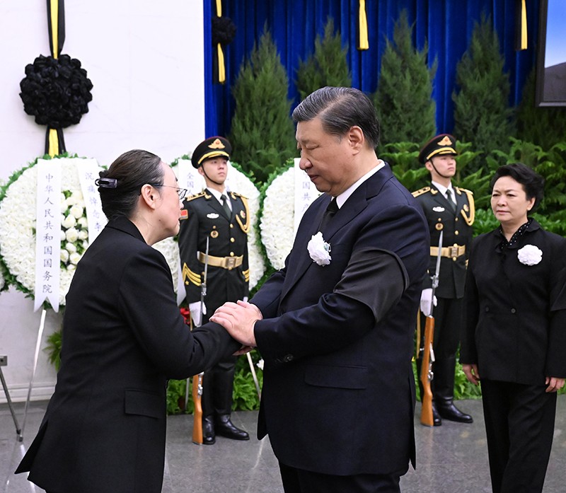 李克強(qiáng)同志遺體火化 習(xí)近平等到八寶山革命公墓送別
