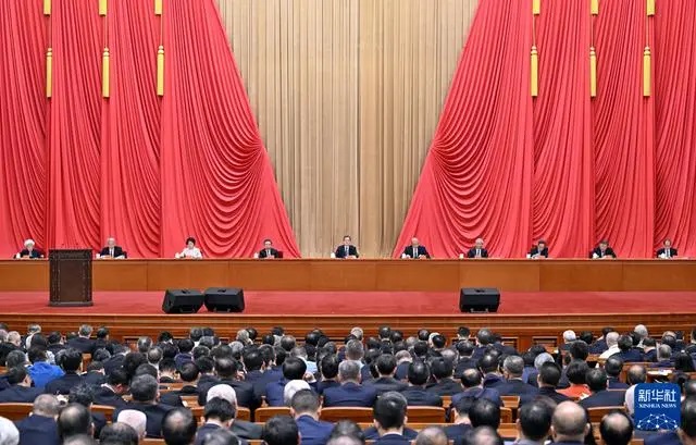 丁薛祥在全國科技大會(huì)和兩院院士大會(huì)第二次全體會(huì)議上強(qiáng)調(diào) 錨定戰(zhàn)略目標(biāo) 抓好重點(diǎn)任務(wù) 確保如期建成科技強(qiáng)國