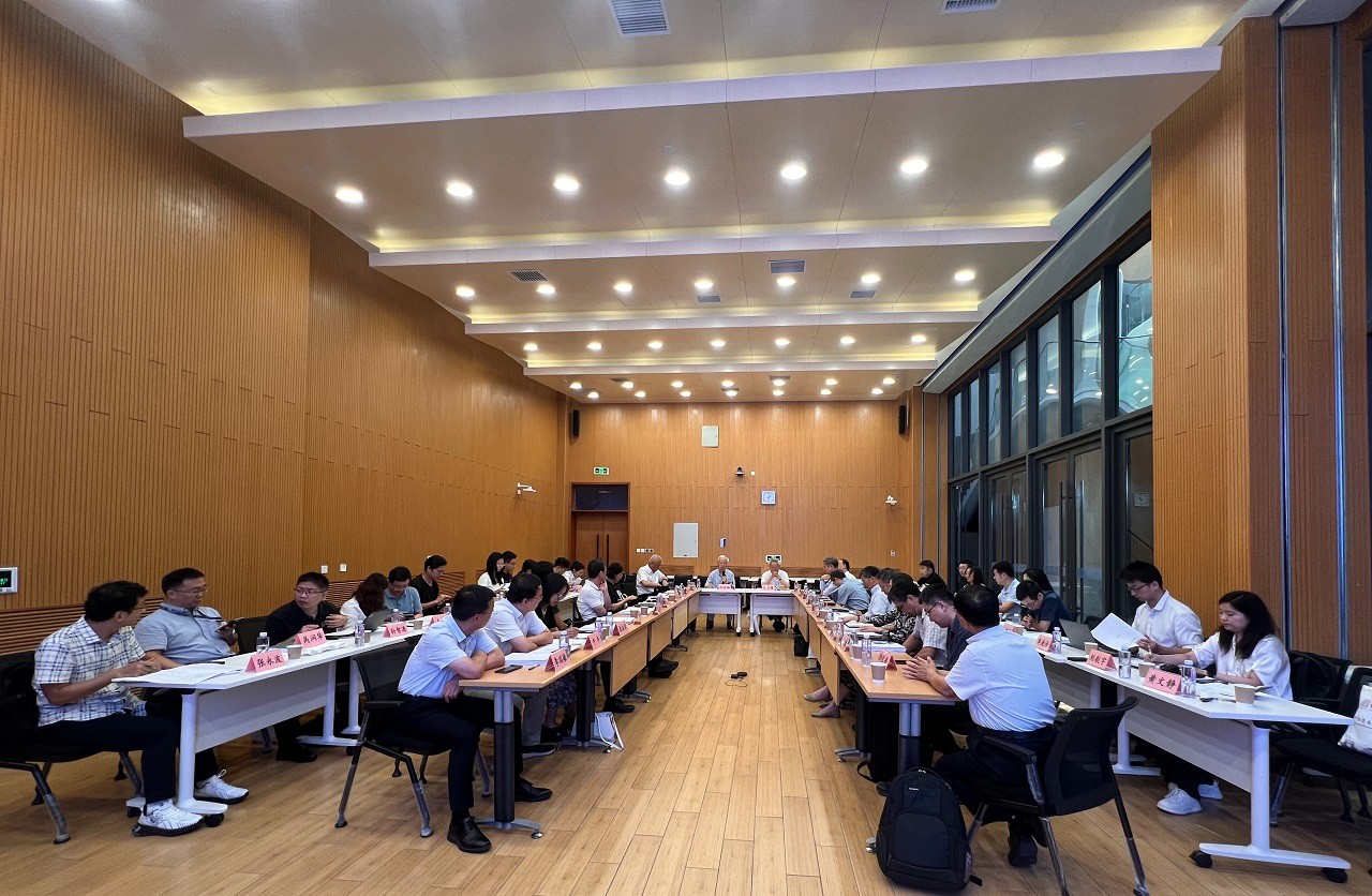 “新形勢(shì)下深化我國(guó)城市公共交通優(yōu)先發(fā)展戰(zhàn)略及路徑研究”重大咨詢項(xiàng)目啟動(dòng)暨研討會(huì)在京召開